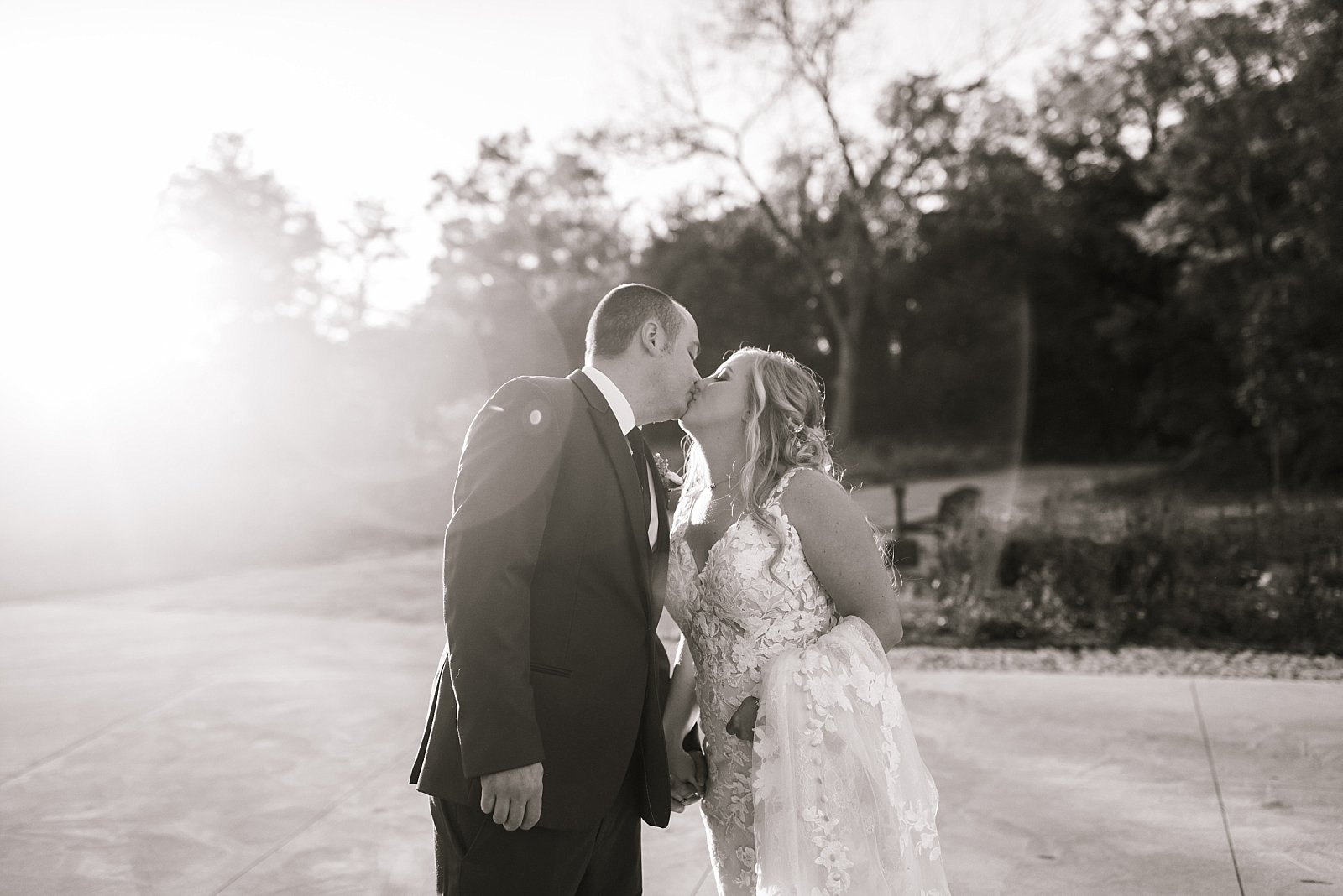 Illinois Wedding Photographer - Ashley Susan Photography - Corinne and Jeffrey-_0027.jpg