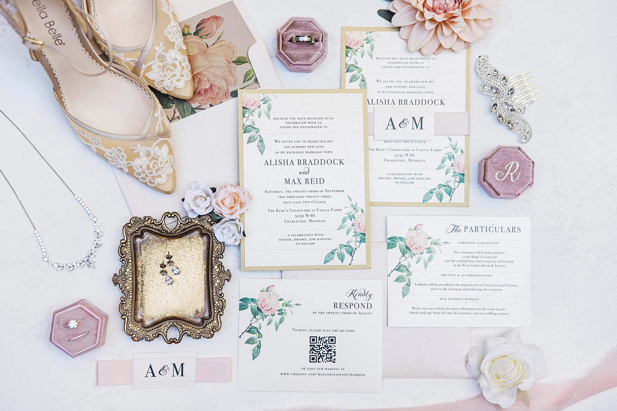 What to Gather for Your Wedding Detail Photos