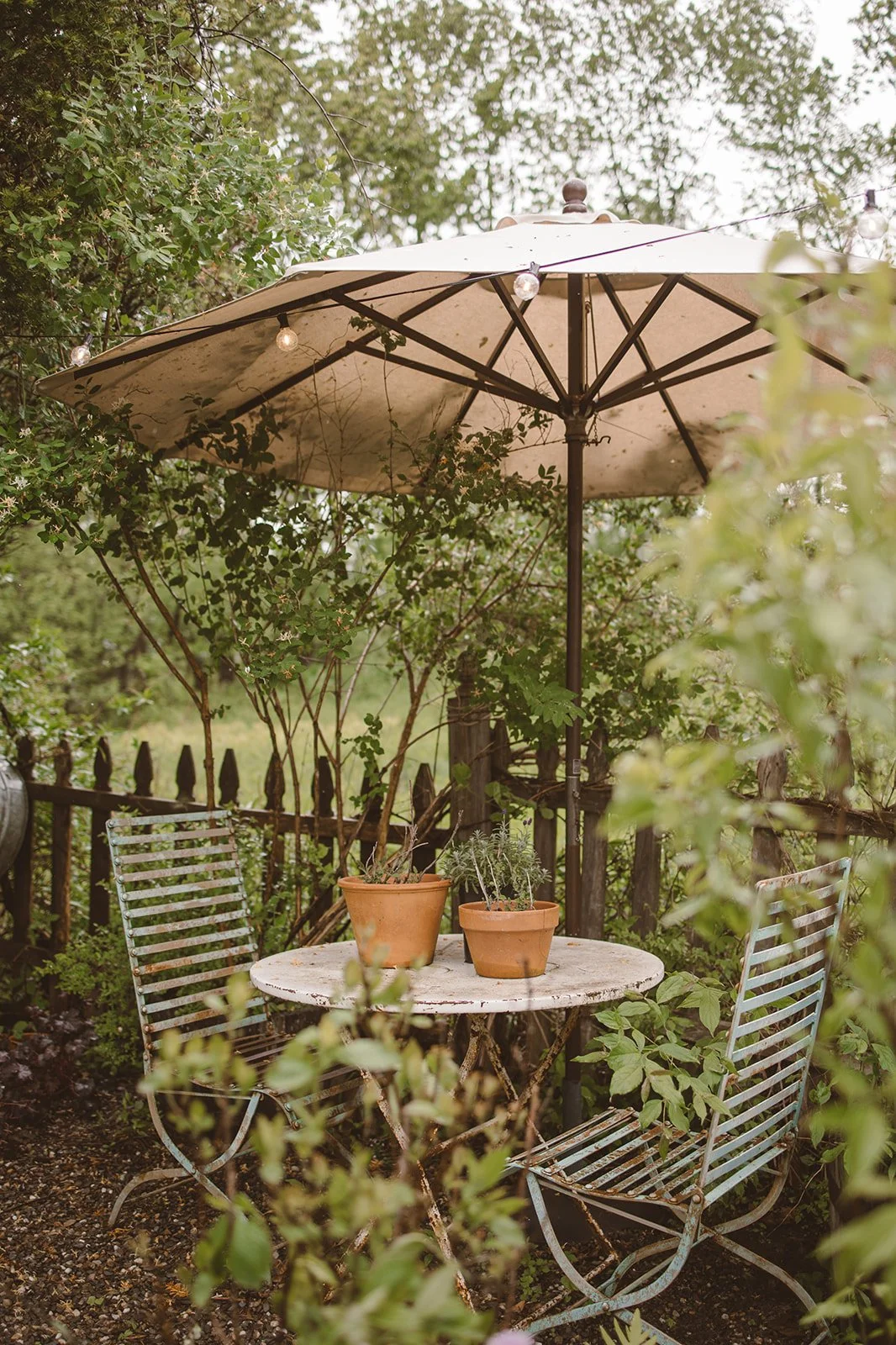 md-farm-rainy-garden-wedding-upstate-ny-17.jpg