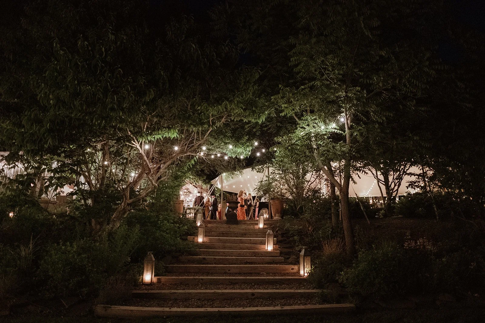 md-farm-rainy-garden-wedding-upstate-ny-120.jpg