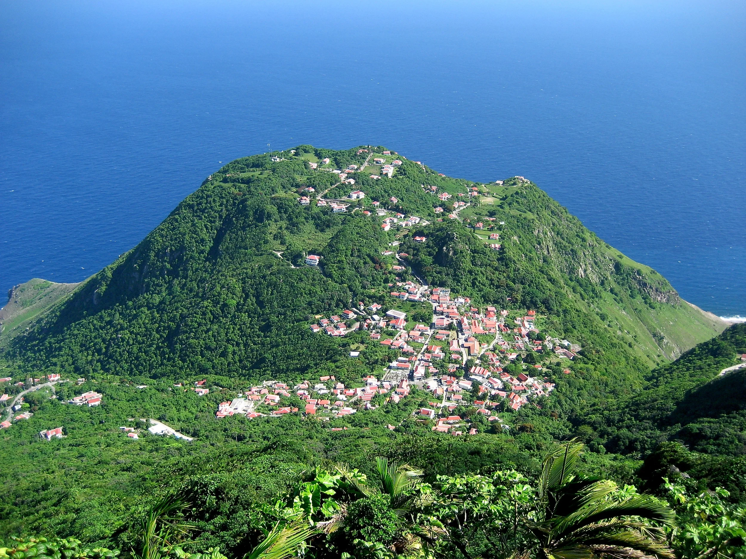 View_from_Mt_Scenery,_Saba.jpg