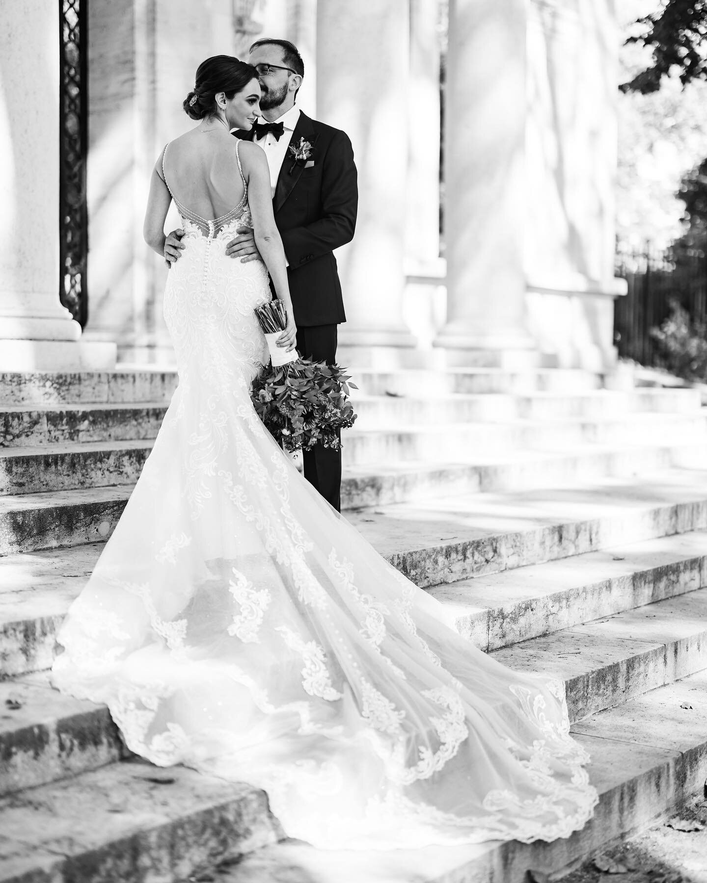 Stepping into a lifetime of love 💕 

@hitchedbytbp 
@mu8bridalbeauty 
@beautifulbloomsevents 
@franklininstitute 
@seravezzaevents 
.
.
.
.
#phillybride #phillybridetobe #modernluxuryweddings #brideinspiration #bridetobe #luxury #weddingday #wedding