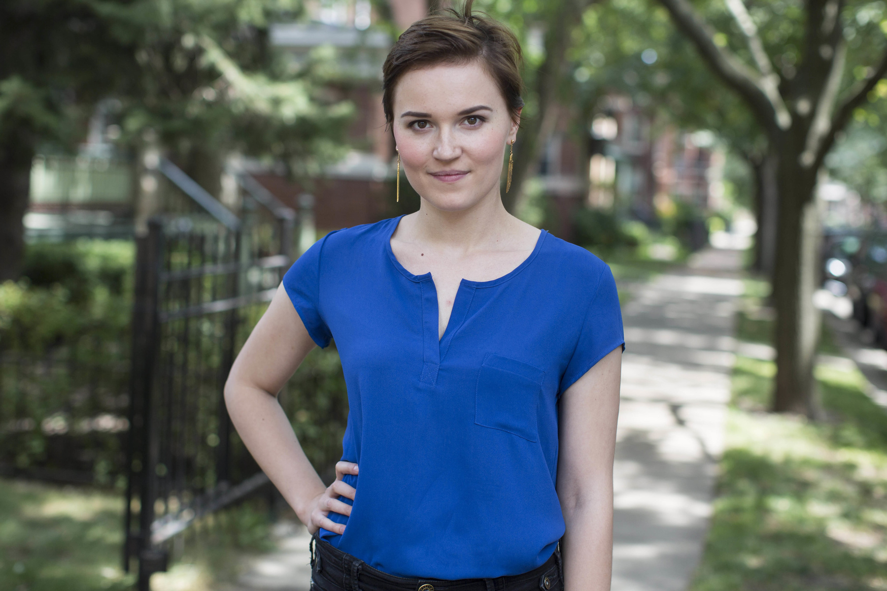 Author Veronica Roth poses for a portrait in Chicago, Aug. 8, 2013. 