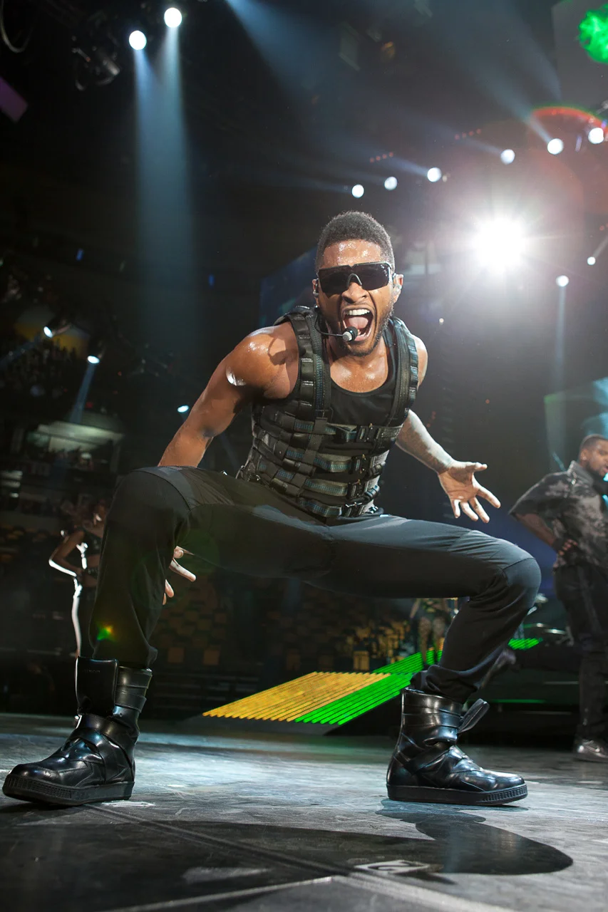 15388-523295-usher.jpg