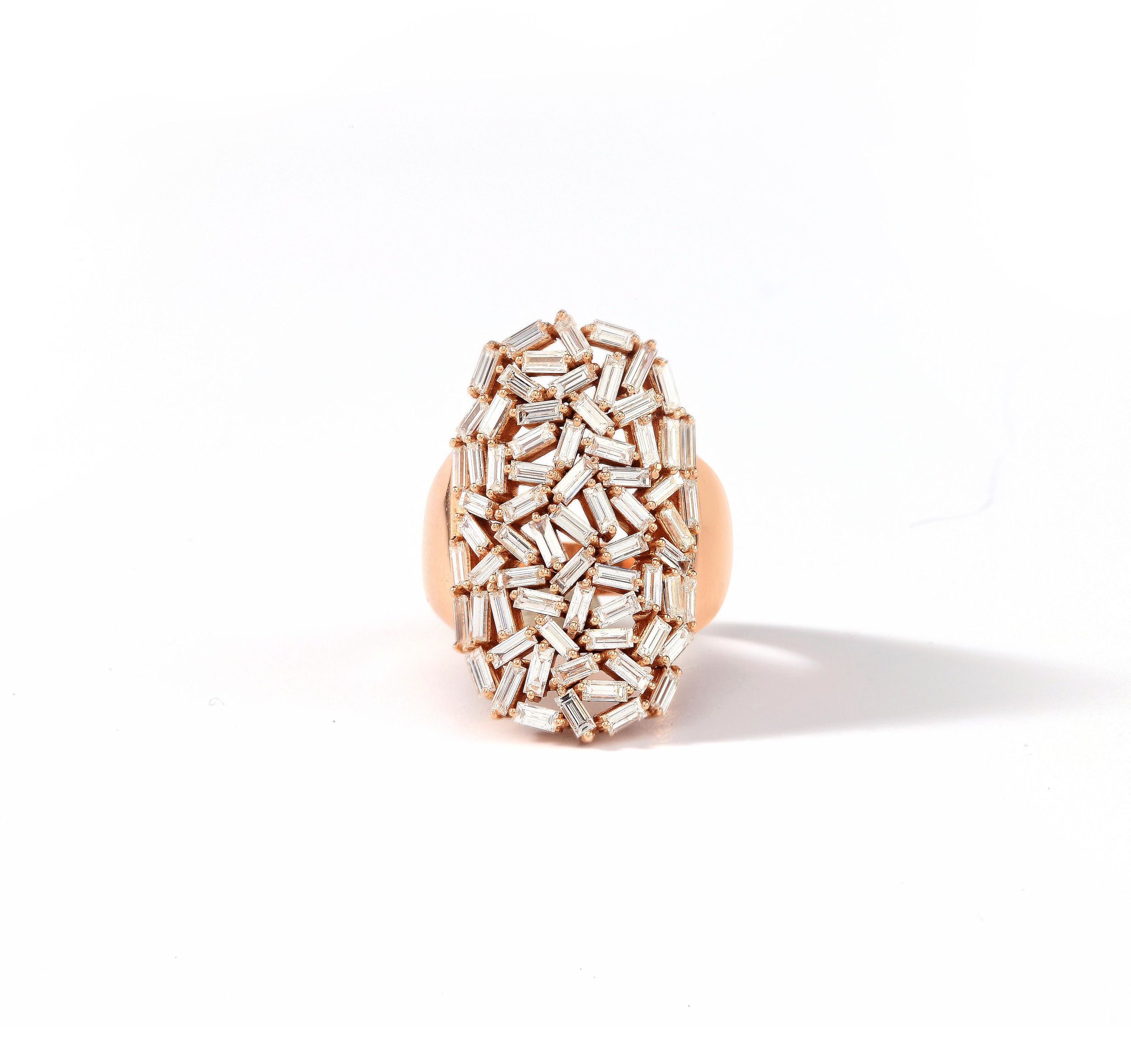  The 18k gold Fireworks Baguette Diamond Shield Ring that won the ‘Diamonds Below $20,000 (retail)’ Couture Design category in 2014.&nbsp; 