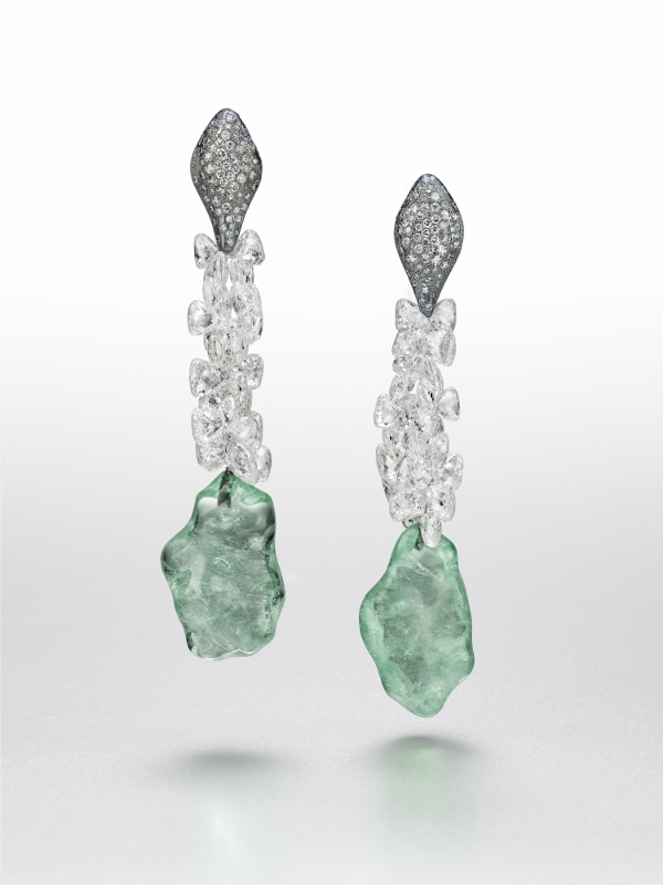  "It's Raining Dreams" earrings in titanium and white gold with 73.35 carats of Pariaba tourmalines and diamonds.&nbsp; 