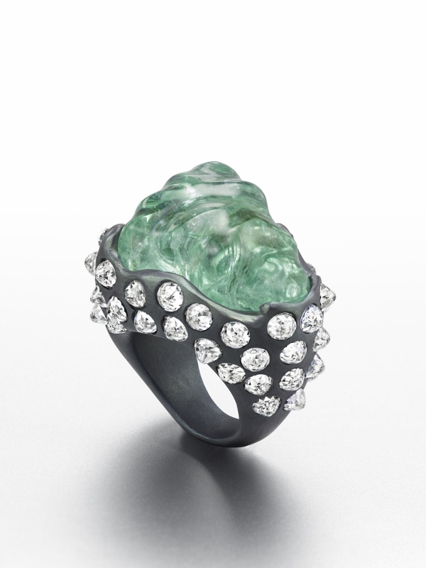  "Ali Baba's Trove" ring in titanium with a 54.93 carat Paraiba tourmaline and diamonds.&nbsp; 