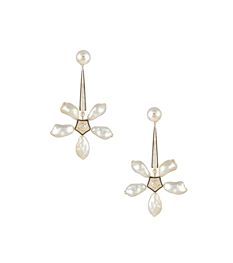  Narcotic Jasmines earrings in natural pearls, enamel and diamonds. 