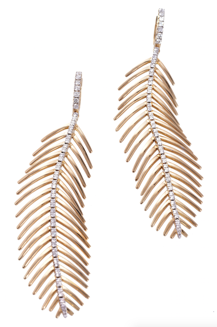 Feathers That Move earrings in 18k gold and diamonds.&nbsp; 