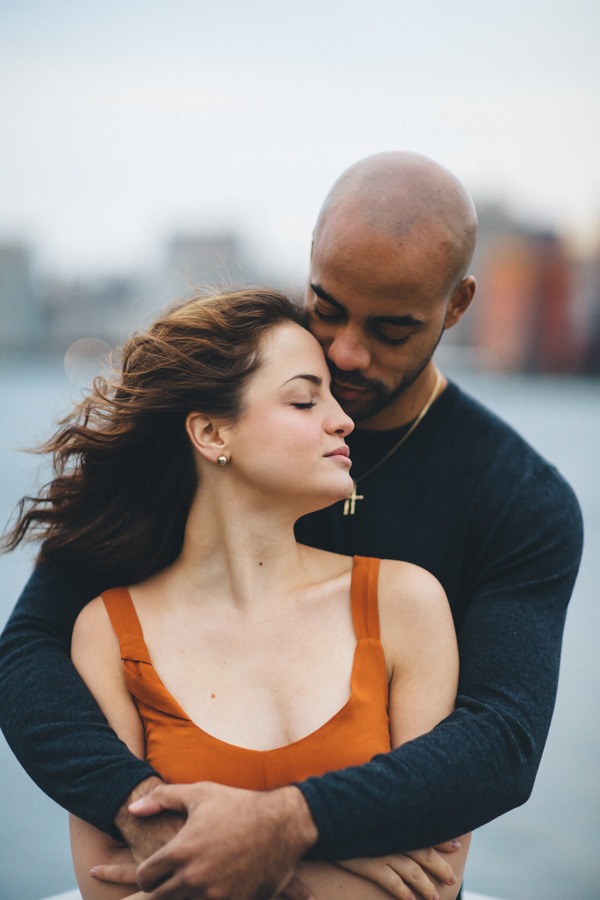 Brooklyn NYC Wedding Photographer Boris Zaretsky Engagement in Gantry Park_B2C5872.jpg