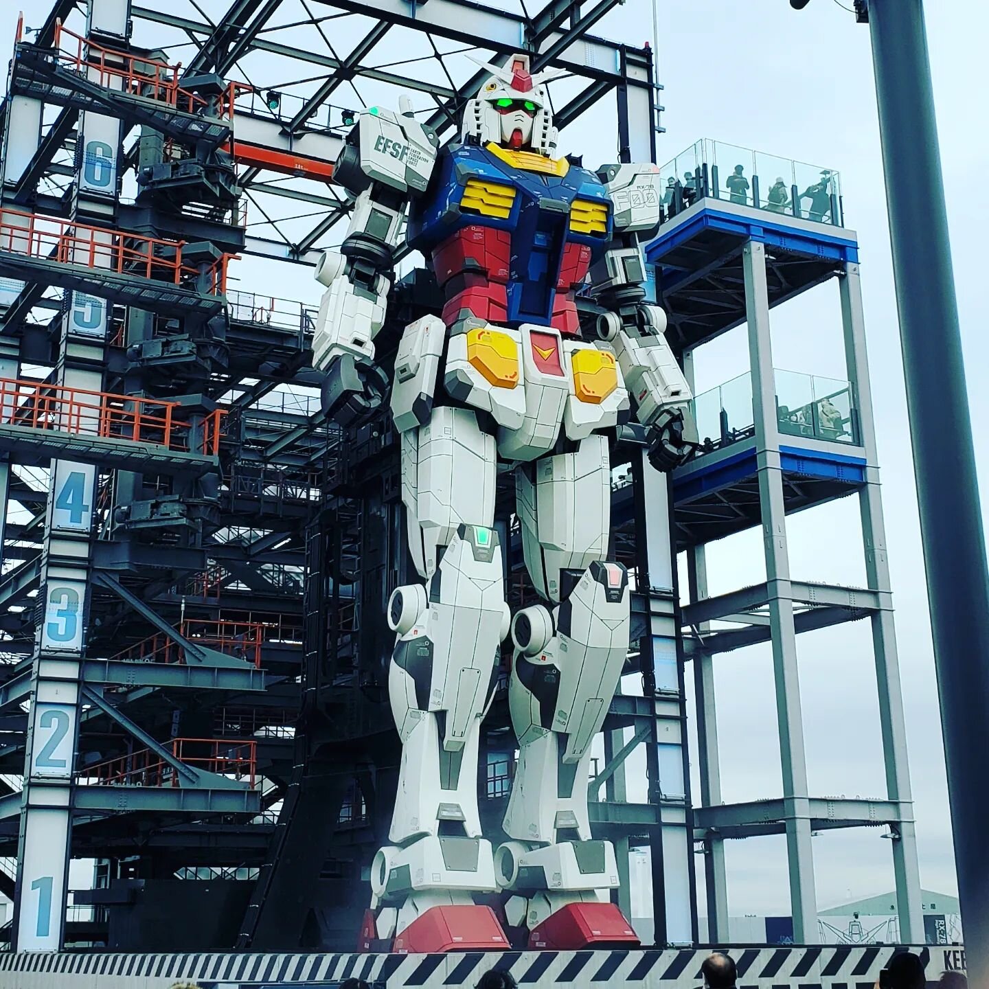 Saw a big robot in Yokohama, life made lol #gundam