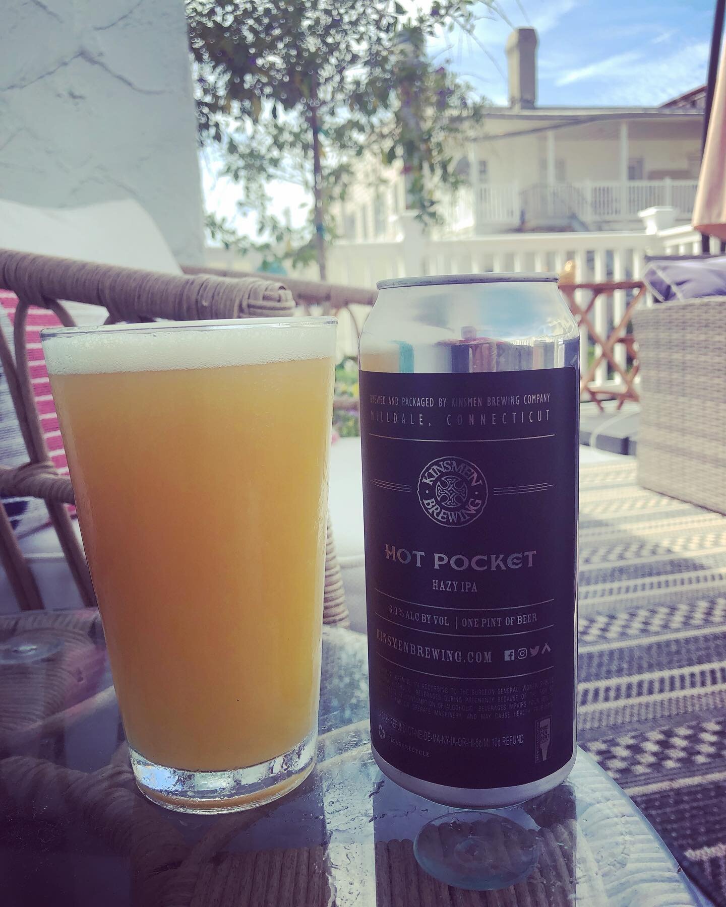 When @kinsmenbrewing rolls into town, he brings the good stuff.  #hotpockethazyipa #kinsmenbrewing #labordayweekend #ocnj #bestofocnj #backdeckweather #zennethmanorinn #ourbeachhouseisyourbeachhouse #airbnbsuperhost