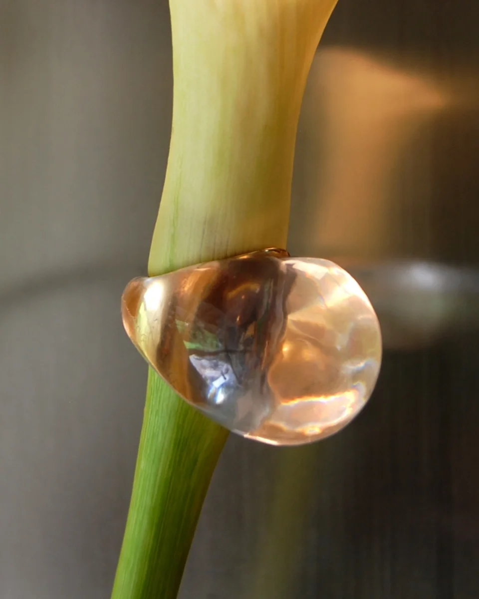 Globe Ring