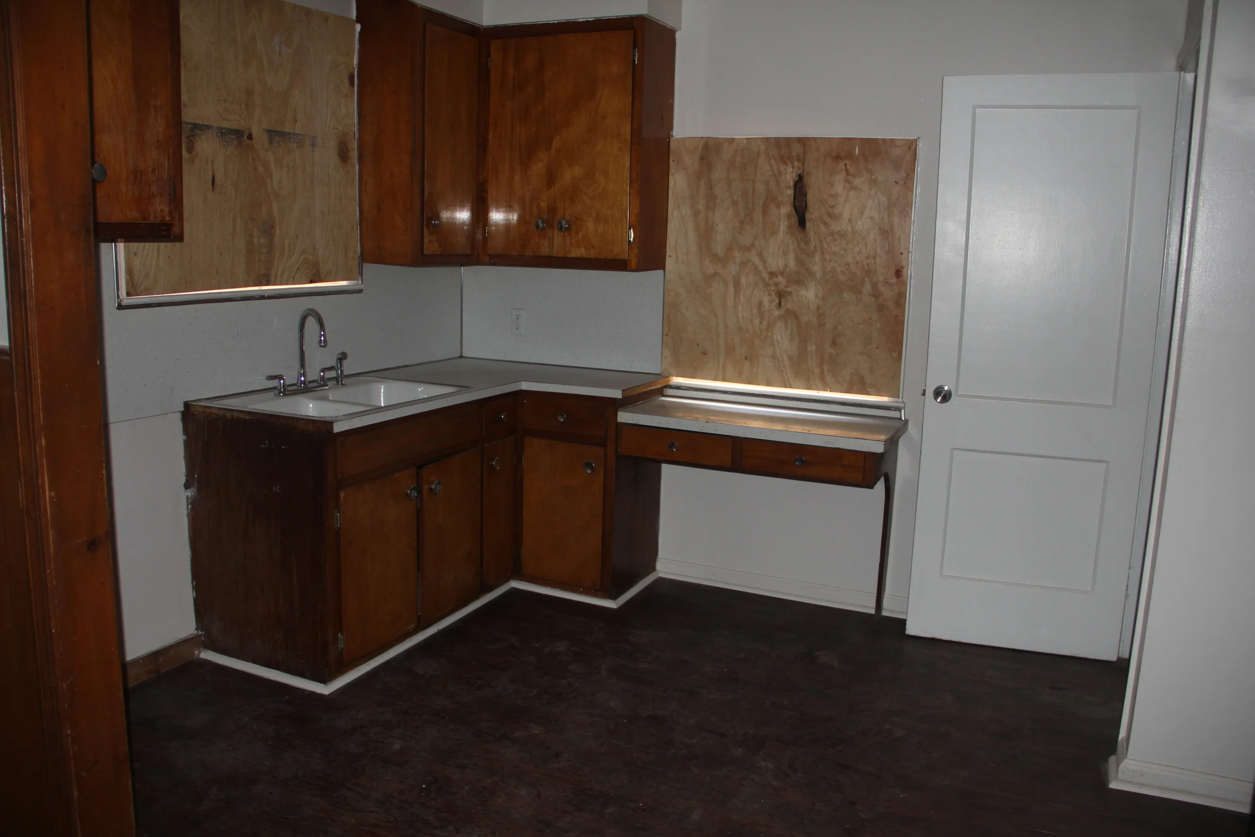 18412 Steel-Kitchen.JPG