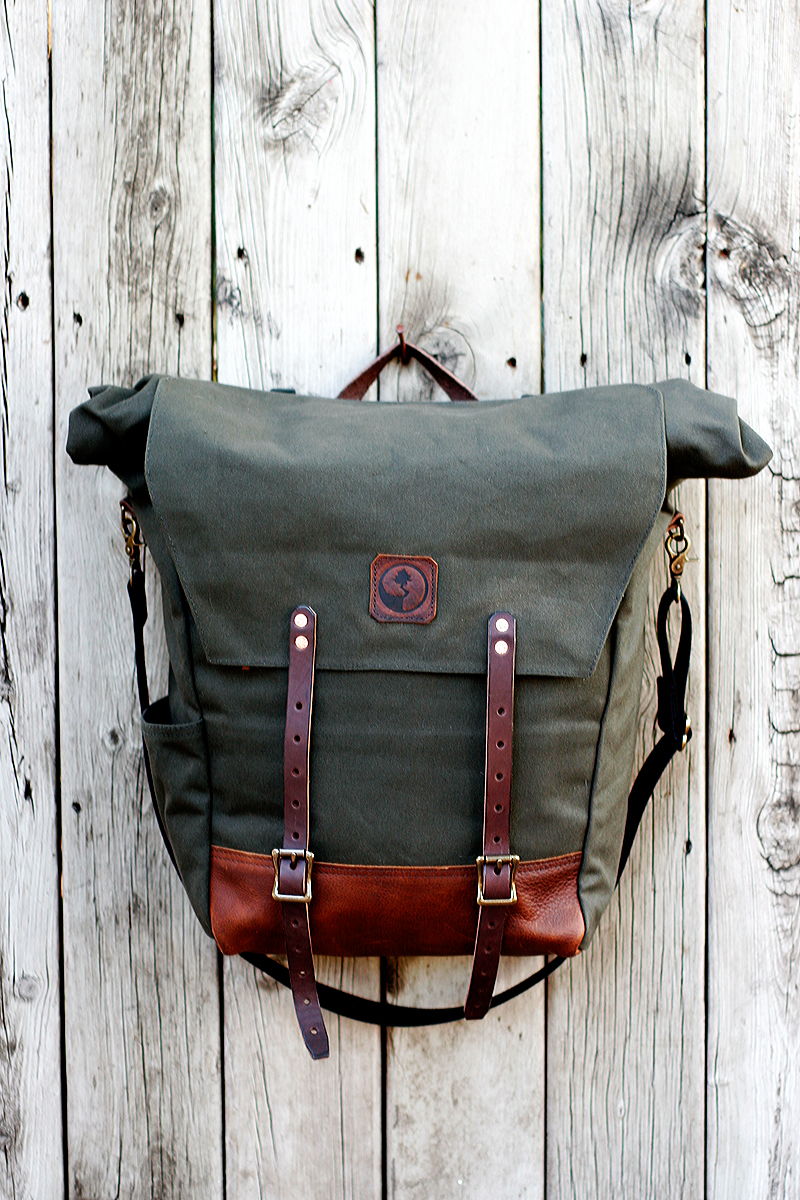 Snowbank-Pannier_Pine-Deluxe_Front.jpg