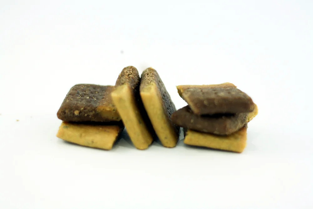 roochews1.jpg