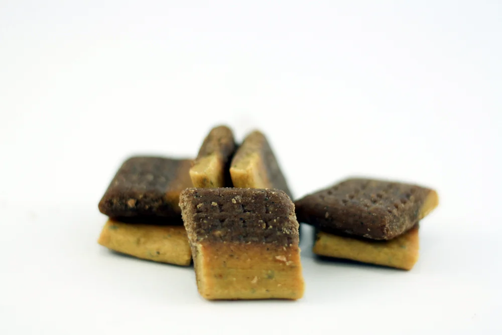 roochews4.jpg