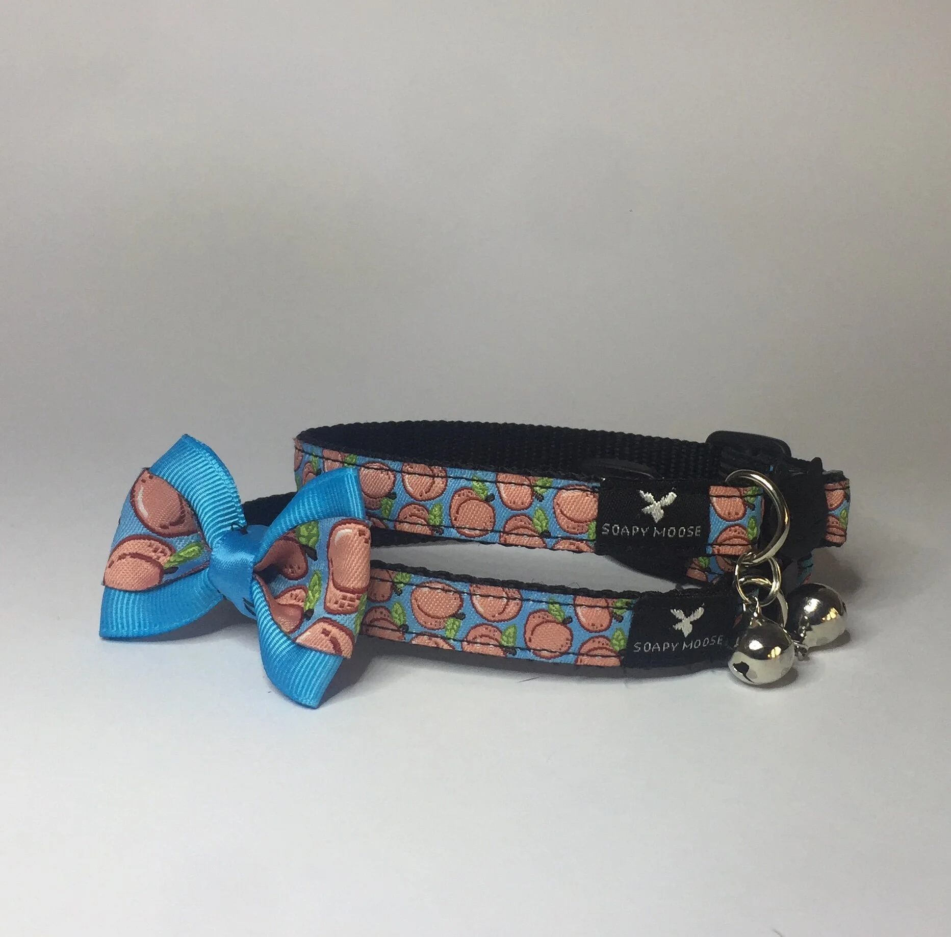 peach cat collar