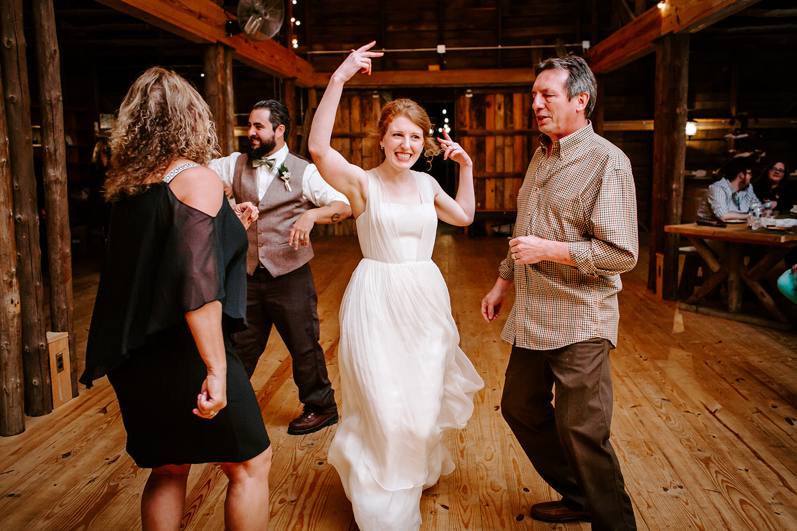 Reception (202 of 416).jpg