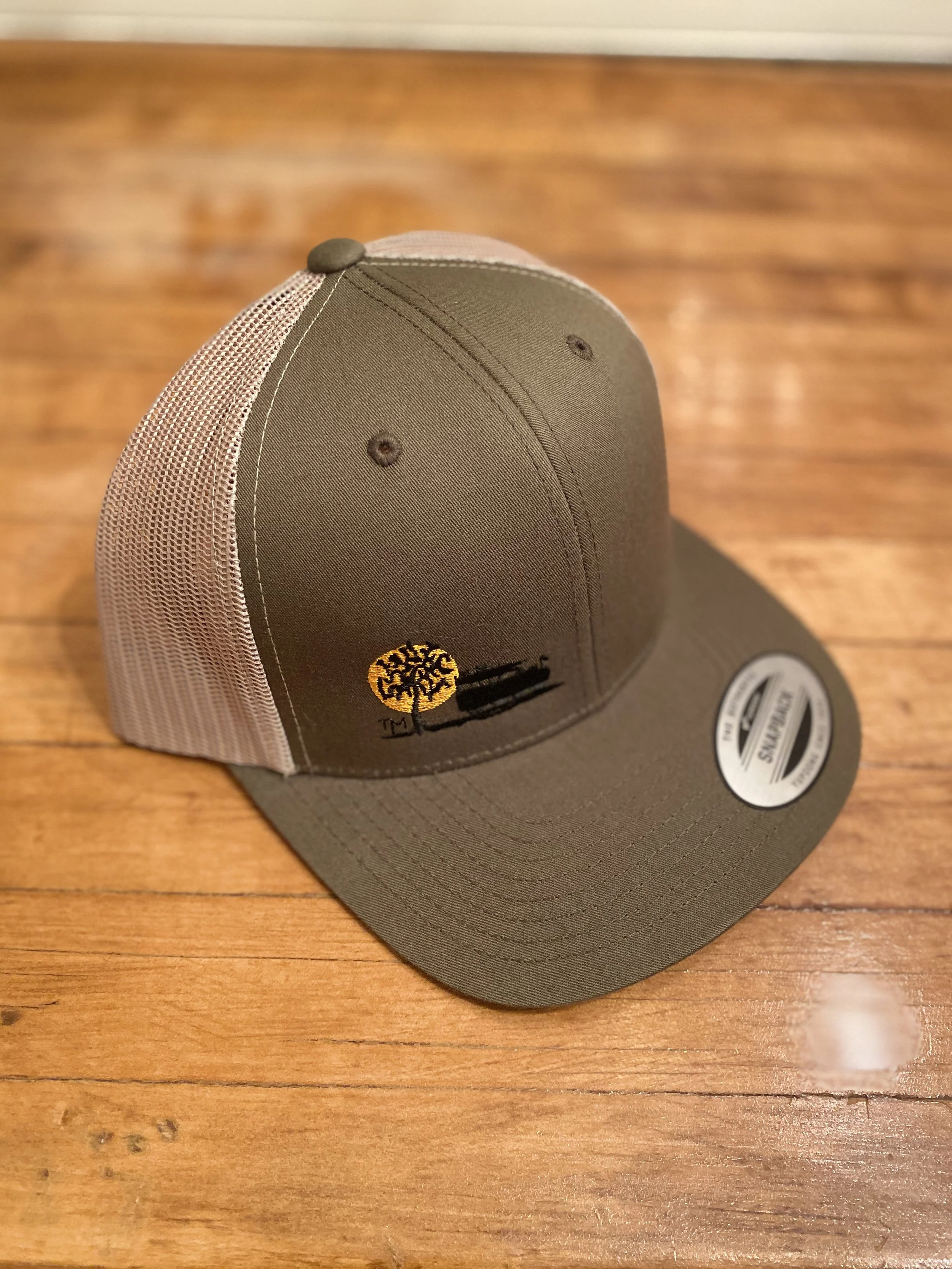Truck &amp; Tree Snap Back Trucker Hat (Moss)