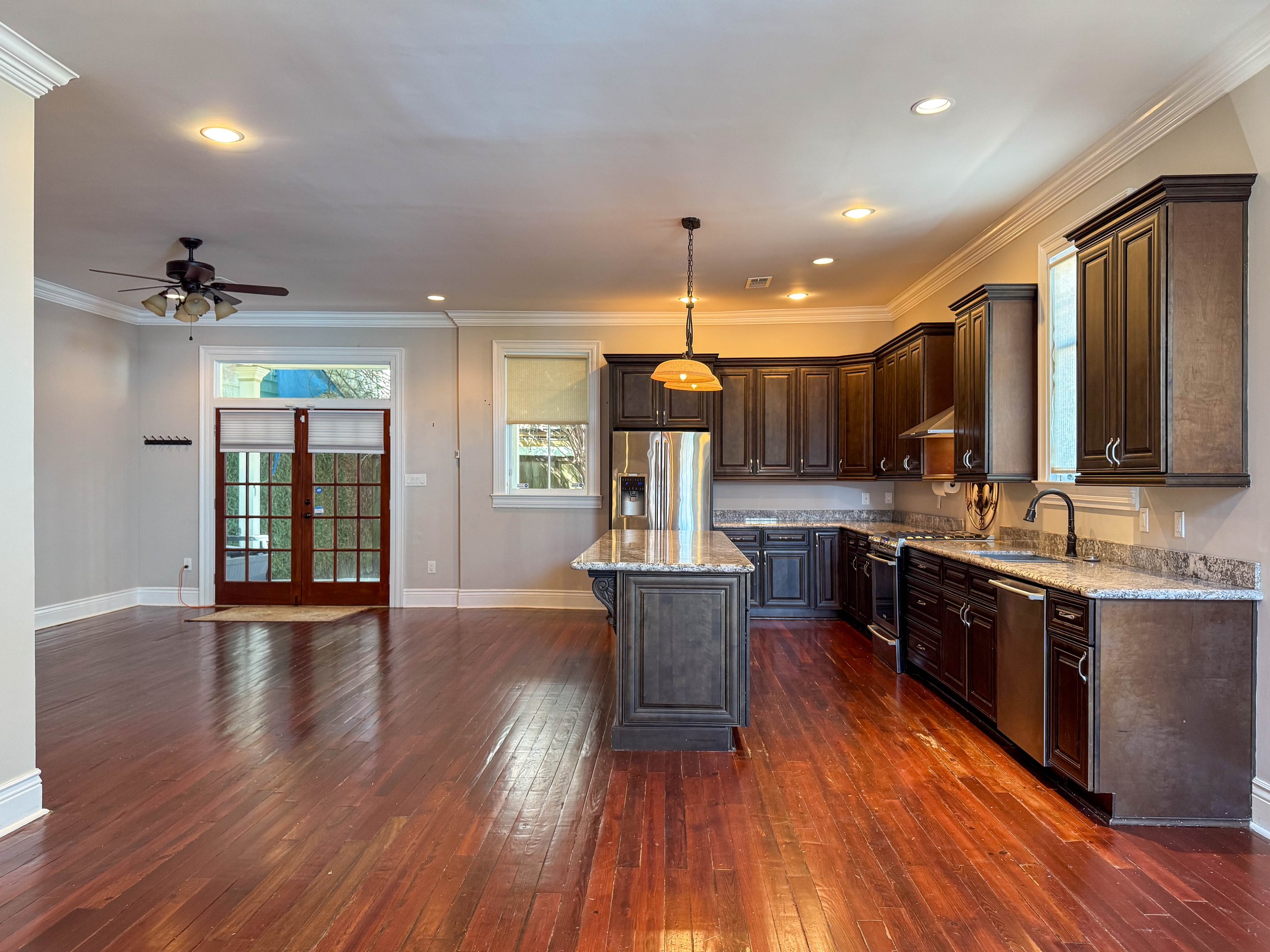 3141_Laurel_MLS_4.jpg