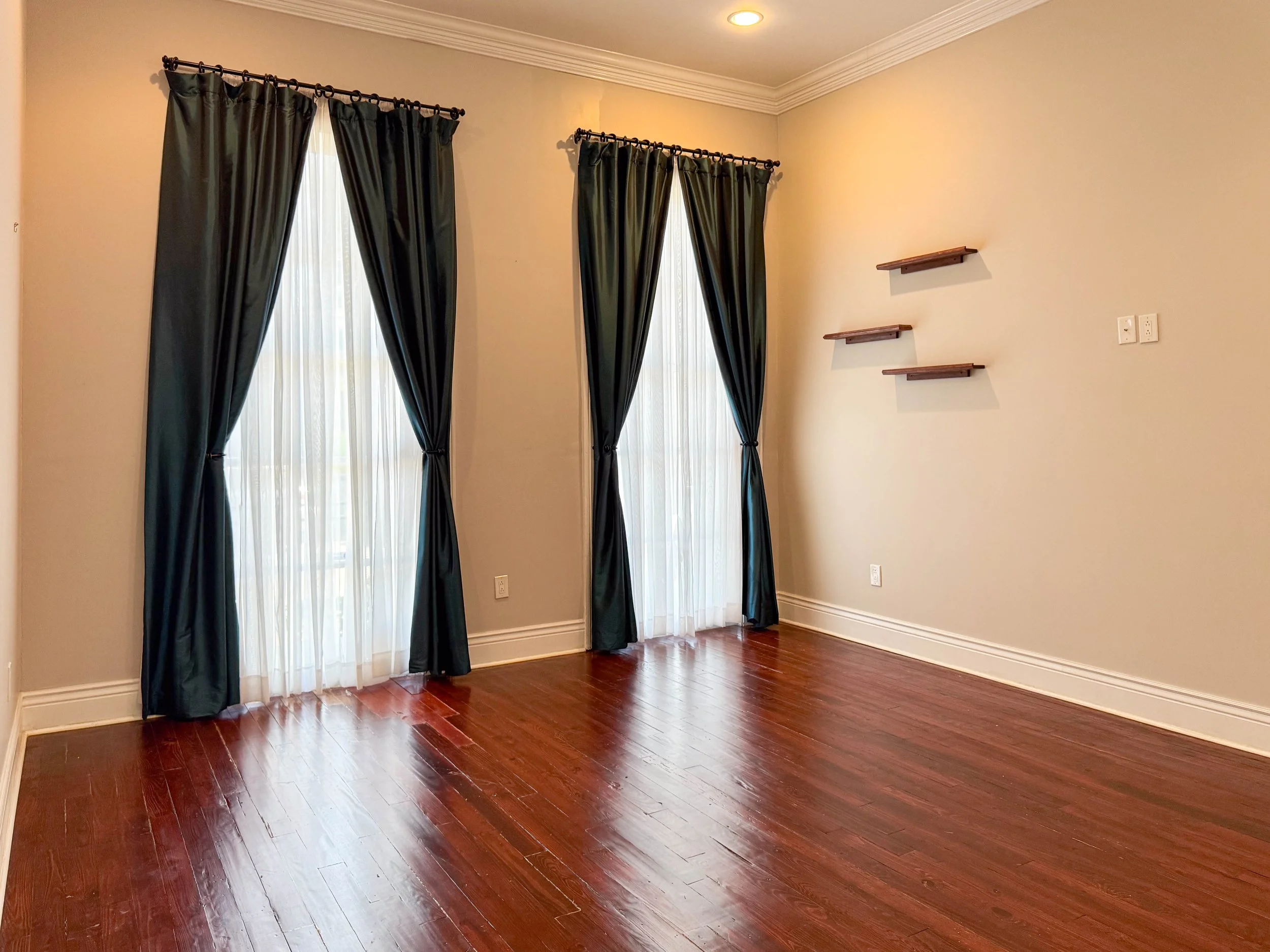 3141_Laurel_MLS_14.jpg