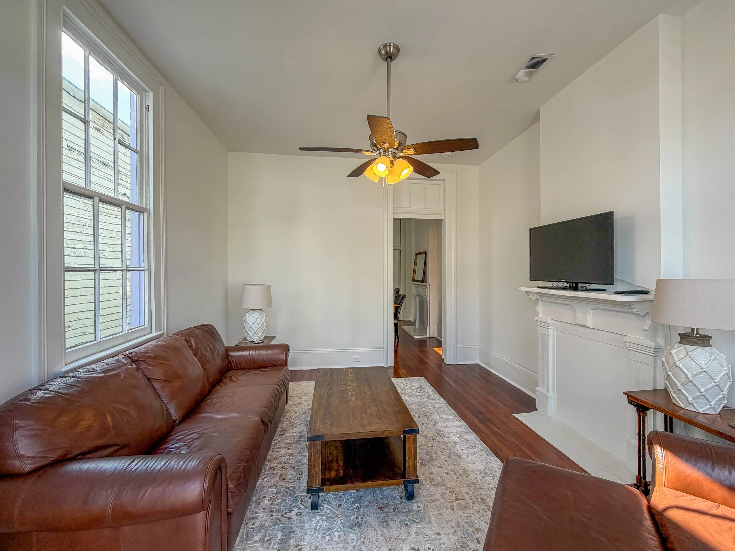 3319_Laurel_MLS_5.jpg