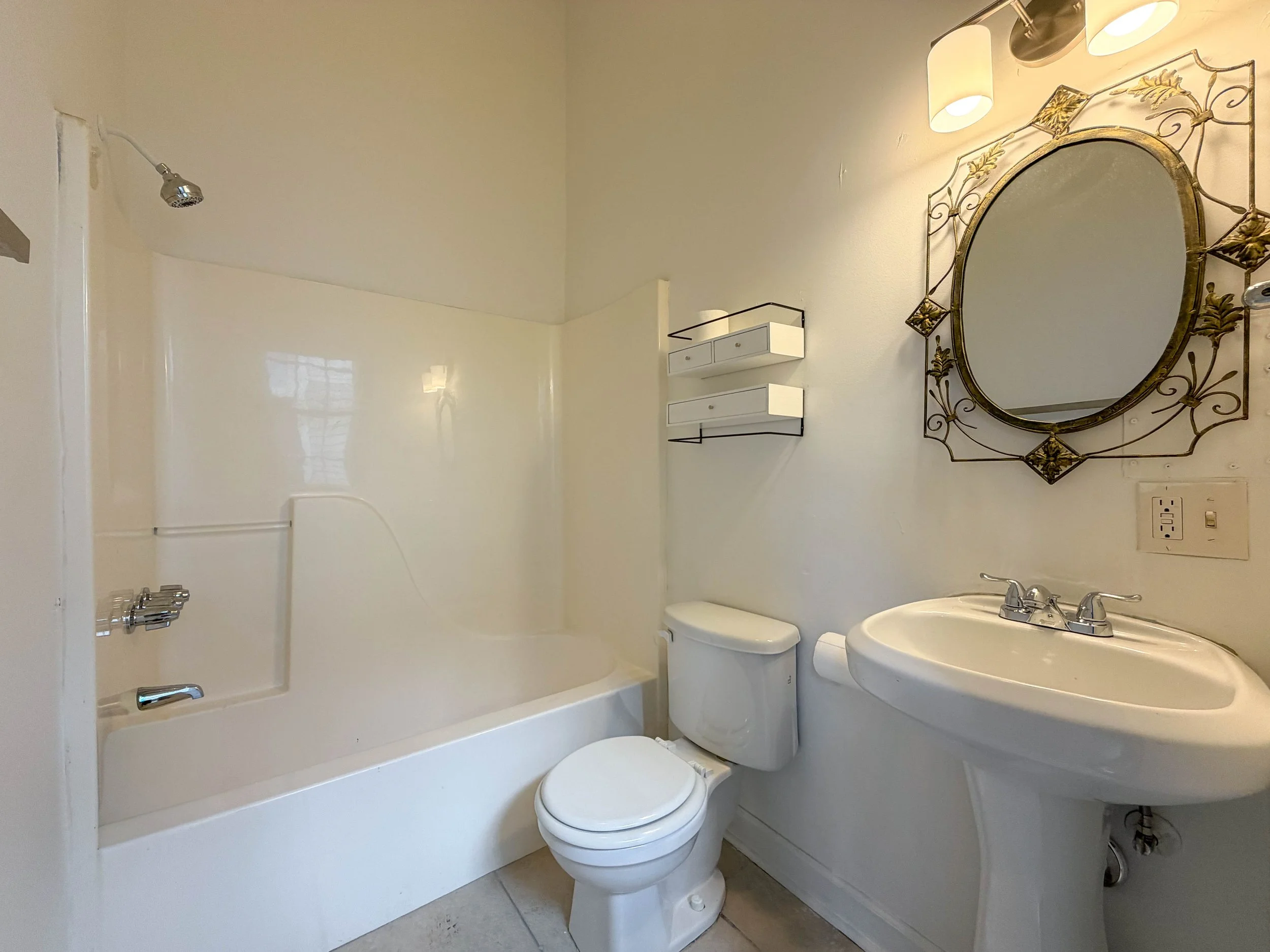 3319_Laurel_MLS_10.jpg