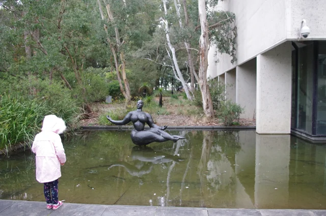 Gaston Lachaise’s Floating Figure - Photo credit: @busycitykids