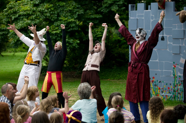 Photo credit: Australian Shakespeare Company