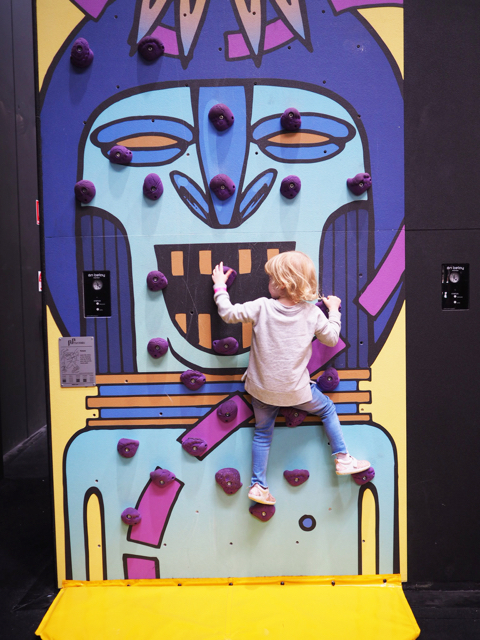 Photo credit: @kateflatman for @busycitykids