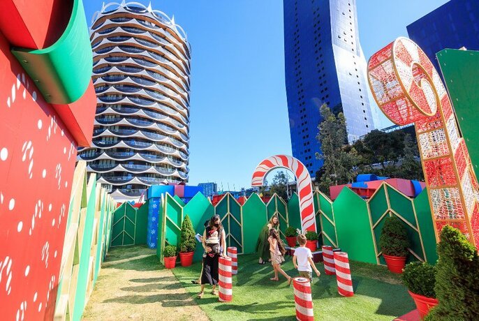 Docklands Christmas Maze - Docklands