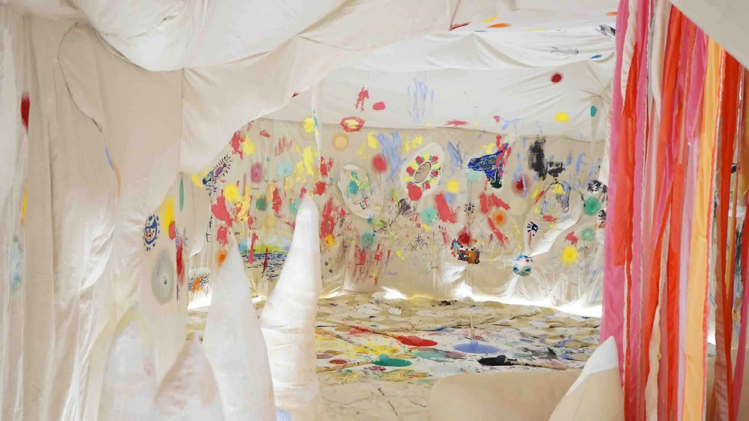 Colour In Worlds by Mit Jai Inn