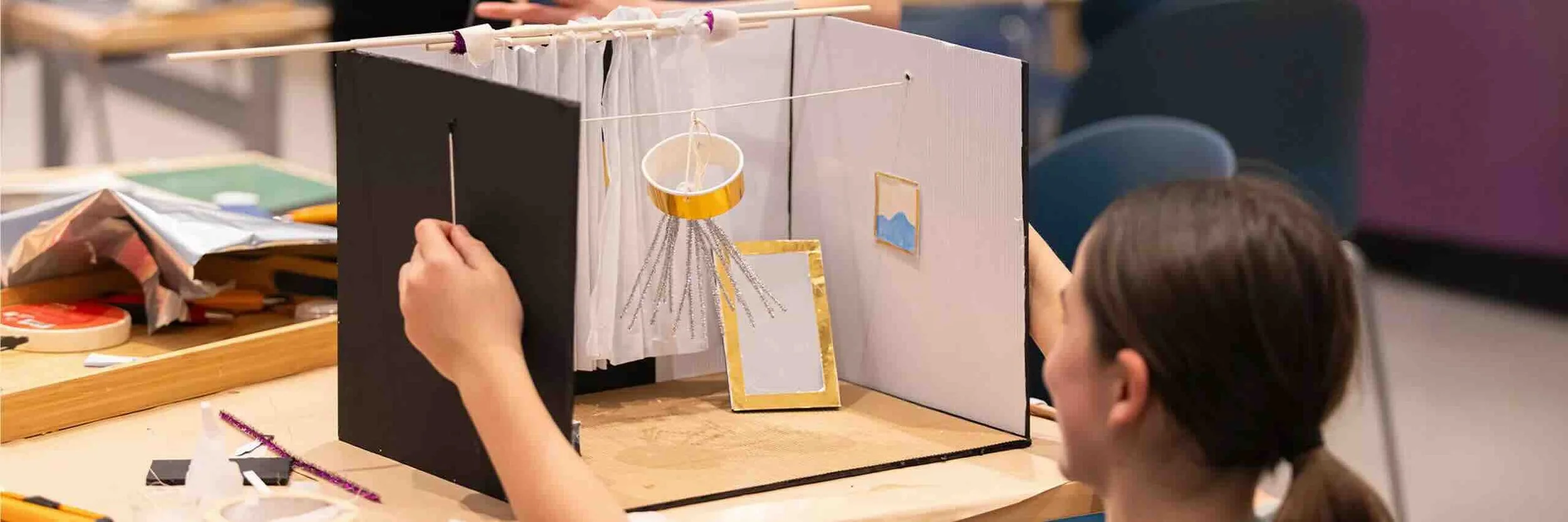 Make-Believe Masters: Putting on a show