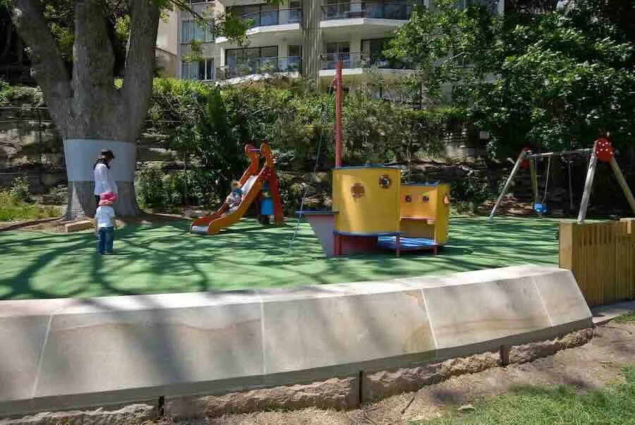 Beare Park Playground - Elizabeth Bay