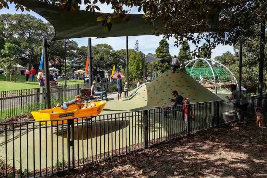 Hollis Park Playground - Newtown