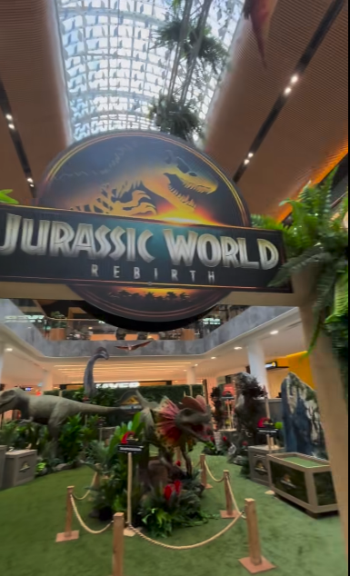Jurassic World Rebirth Adventure Zone (Free)