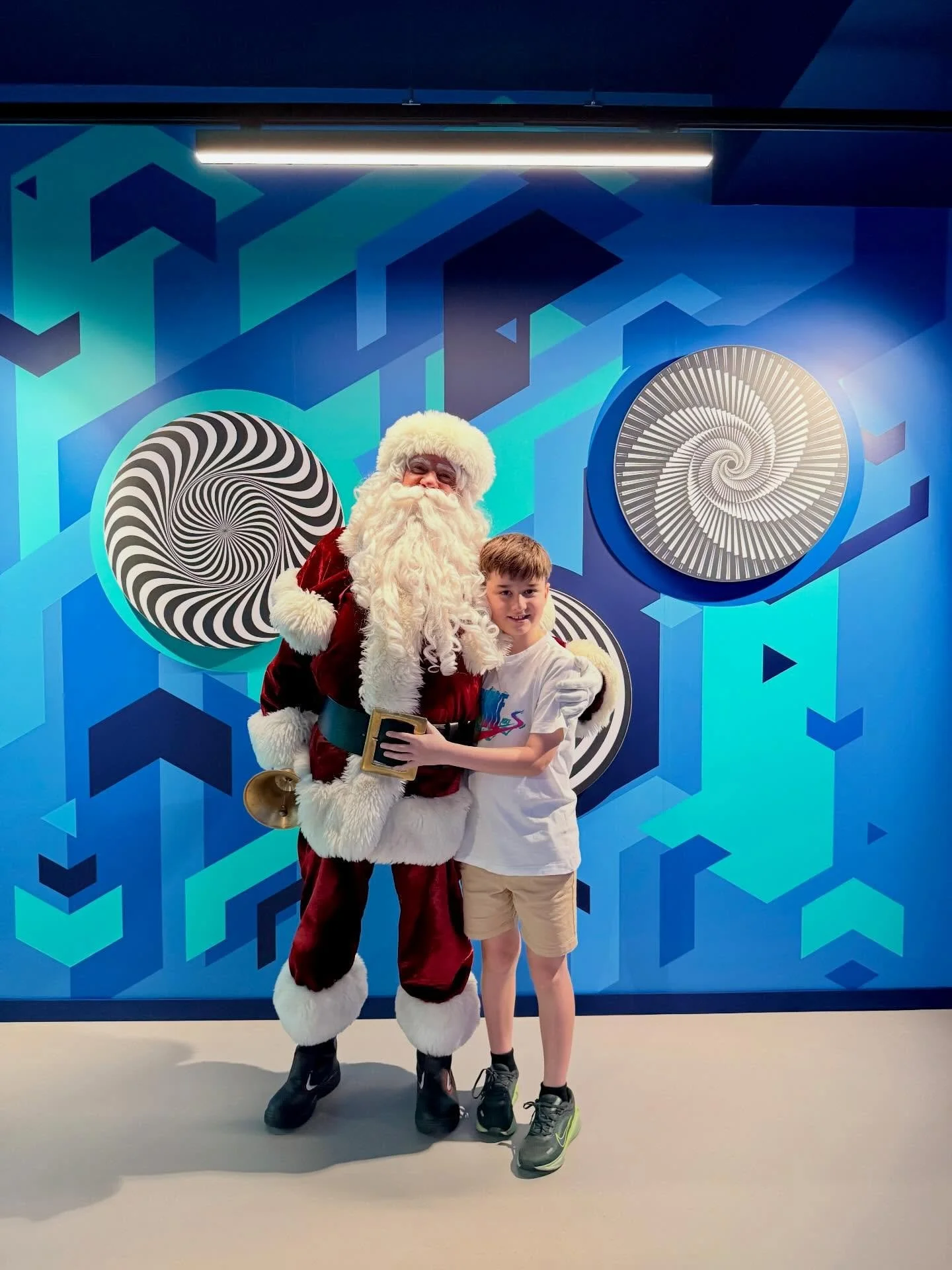 #sydney REVIEW - Museum of Illusions Sydney. We had a first look at the Museum of Illusions in the Sydney CBD this weekend, ahead of its public opening on Boxing Day. This new permanent museum invites curious minds of all ages to immerse themselves i
