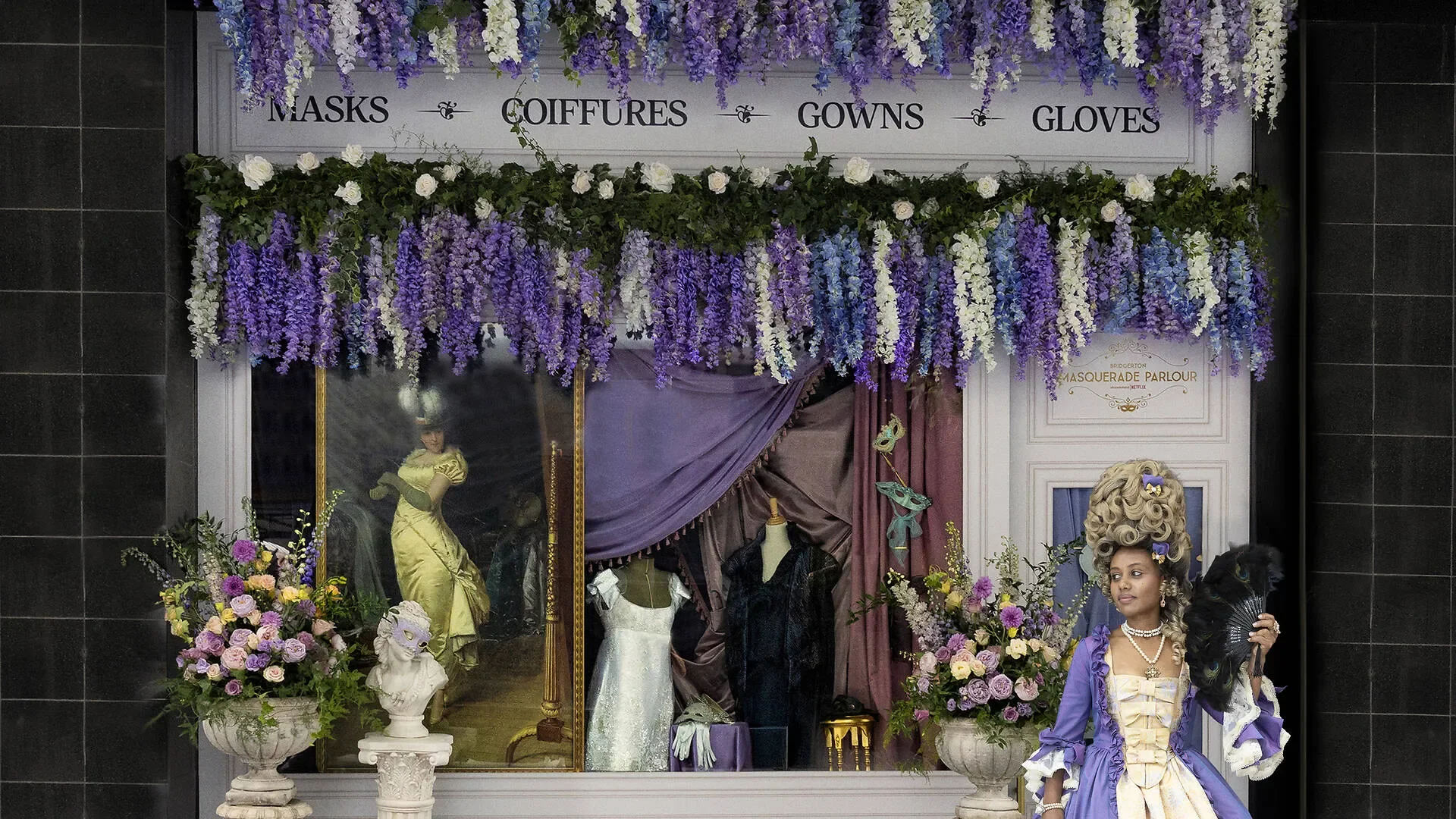 Bridgerton Masquerade Parlour (Free)