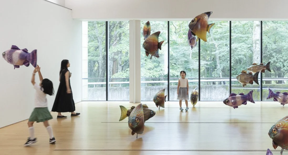 Philippe Parreno: 5 Moons