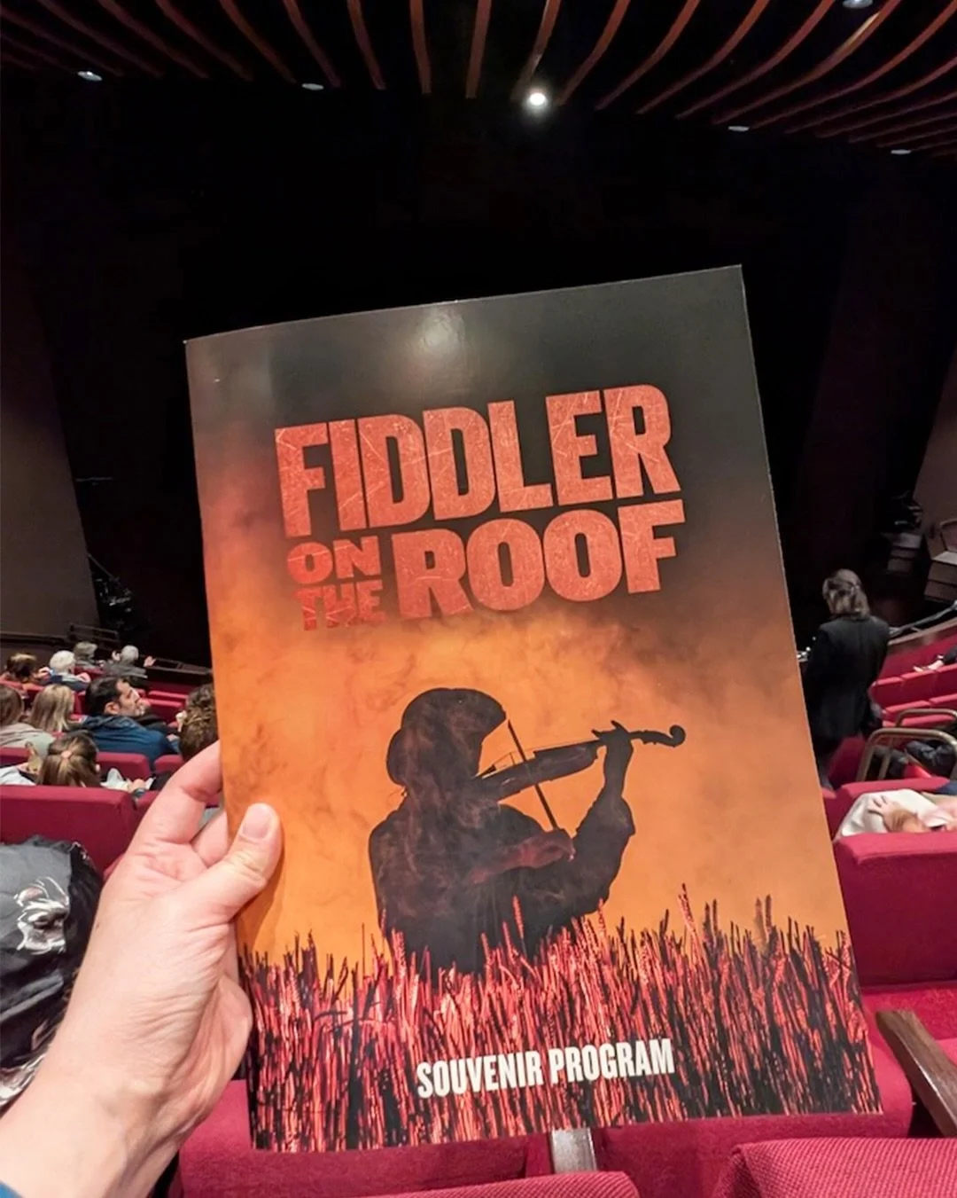 #sydney REVIEW - Fiddler on the Roof at the Theatre Royal Sydney

Our friend Livia @chamellephoto stepped in for us and headed to the opening night of Fiddler on the Roof last week, and how fantastic does this review and the photos of the stage look!