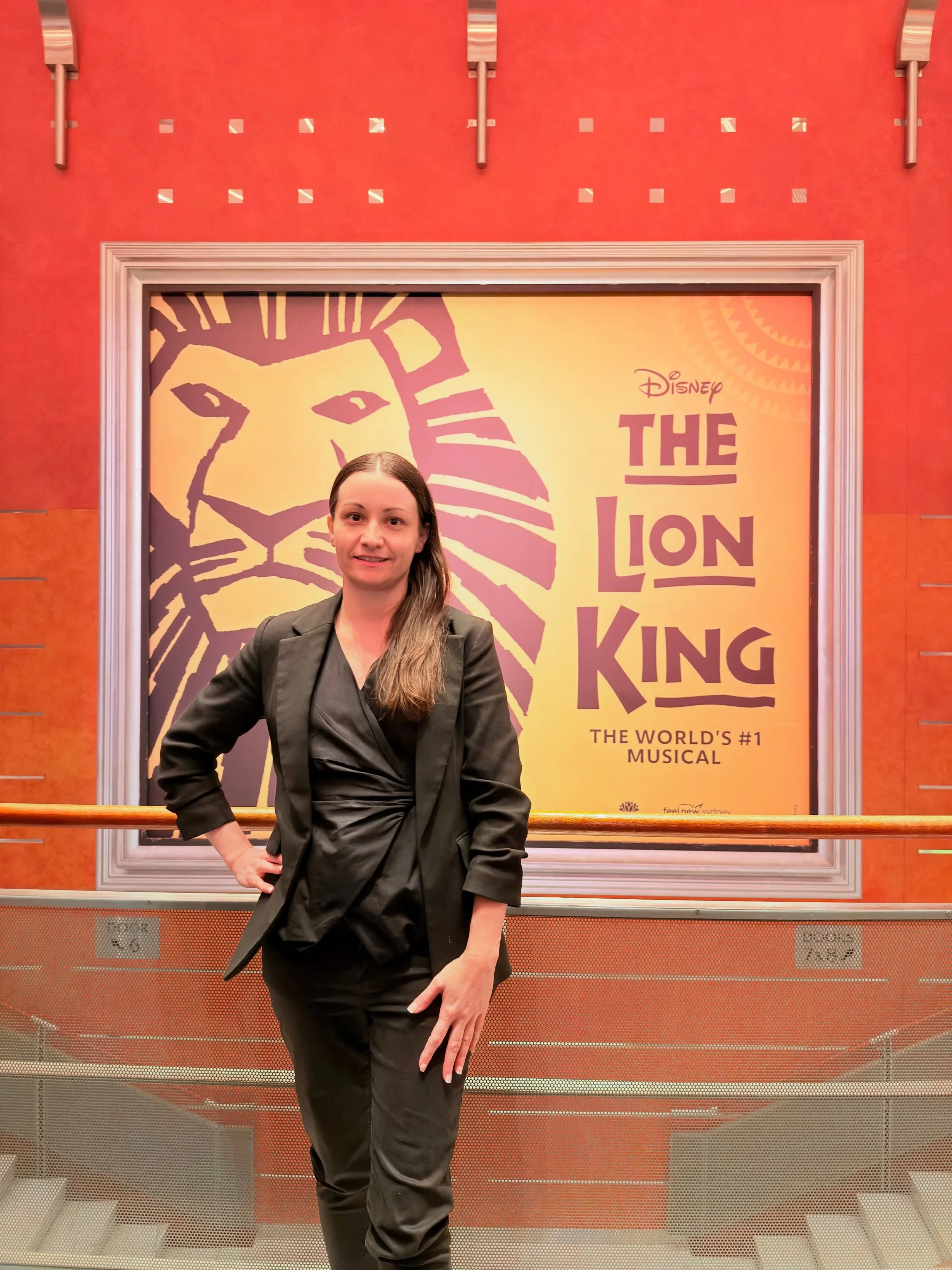 #sydney REVIEW - Disney&rsquo;s The Lion King at the Capitol Theatre until Sunday 1 November - only 4 weeks to go!

A few months ago, I had the pleasure of experiencing The Lion King for the first time with @chamellephoto and, as you can see from the