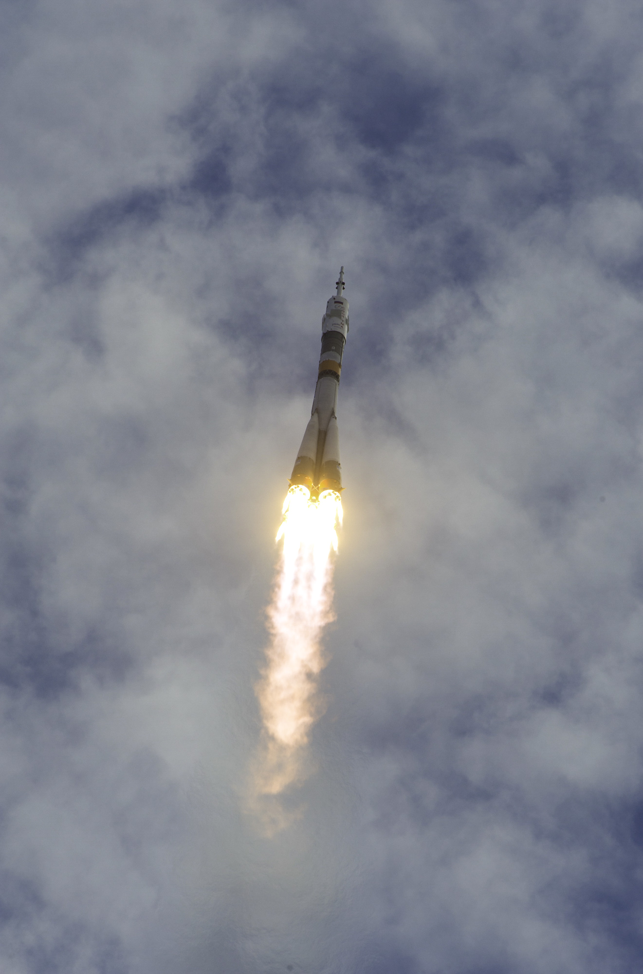  The Soyuz TMA-05M rocket launches from the Baikonur Cosmodrome in Kazakhstan on Sunday, July 15, 2012 carrying Expedition 32 Soyuz Commander Yuri Malenchenko, NASA Flight Engineer Sunita Williams and JAXA (Japan Aerospace Exploration Agency) Flight 