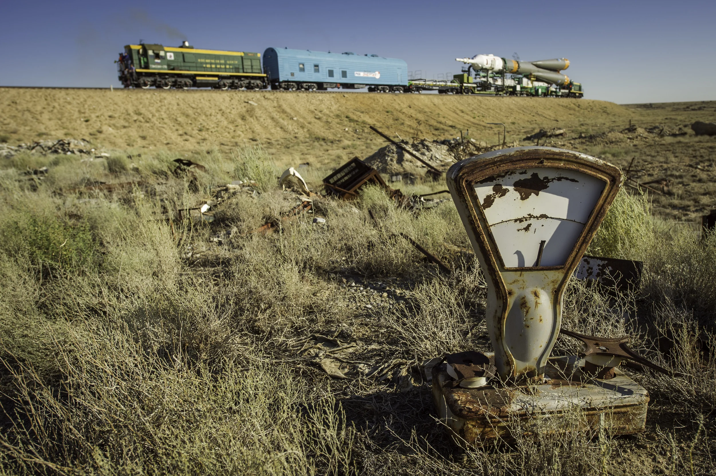 The Soyuz TMA-05M spacecraft is rolled out by train on its way to the launch pad at the Baikonur Cosmodrome in Kazakhstan, Thursday, July 12, 2012. The launch of the Soyuz spacecraft with Expedition 32 Soyuz Commander Yuri Malenchenko, NASA Flight Engineer Sunita Williams and JAXA (Japan Aerospace Exploration Agency) Flight Engineer Akihiko Hoshide is scheduled for the morning of Sunday, July 15, local time. (NASA/Carla Cioffi)