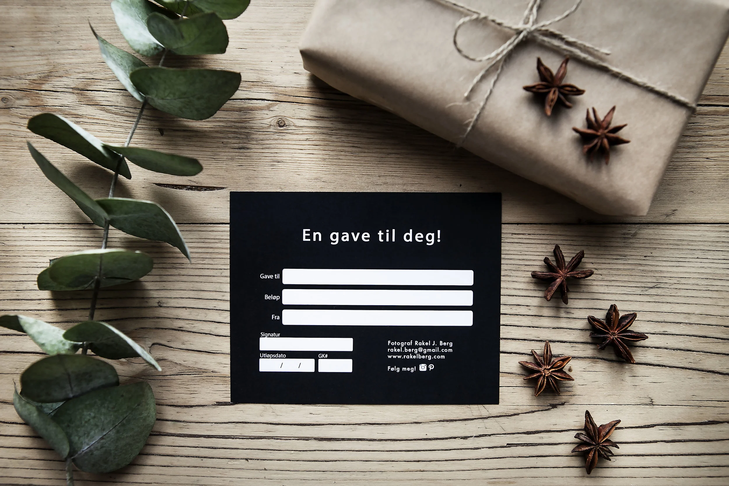 Gi bort en gave som fanger opp fine øyeblikk! Bilder som gir gode minner :) Gavekort på fotografering kan bestilles hos meg. Du bestemmer selv beløp og det er gyldig i 1 år.