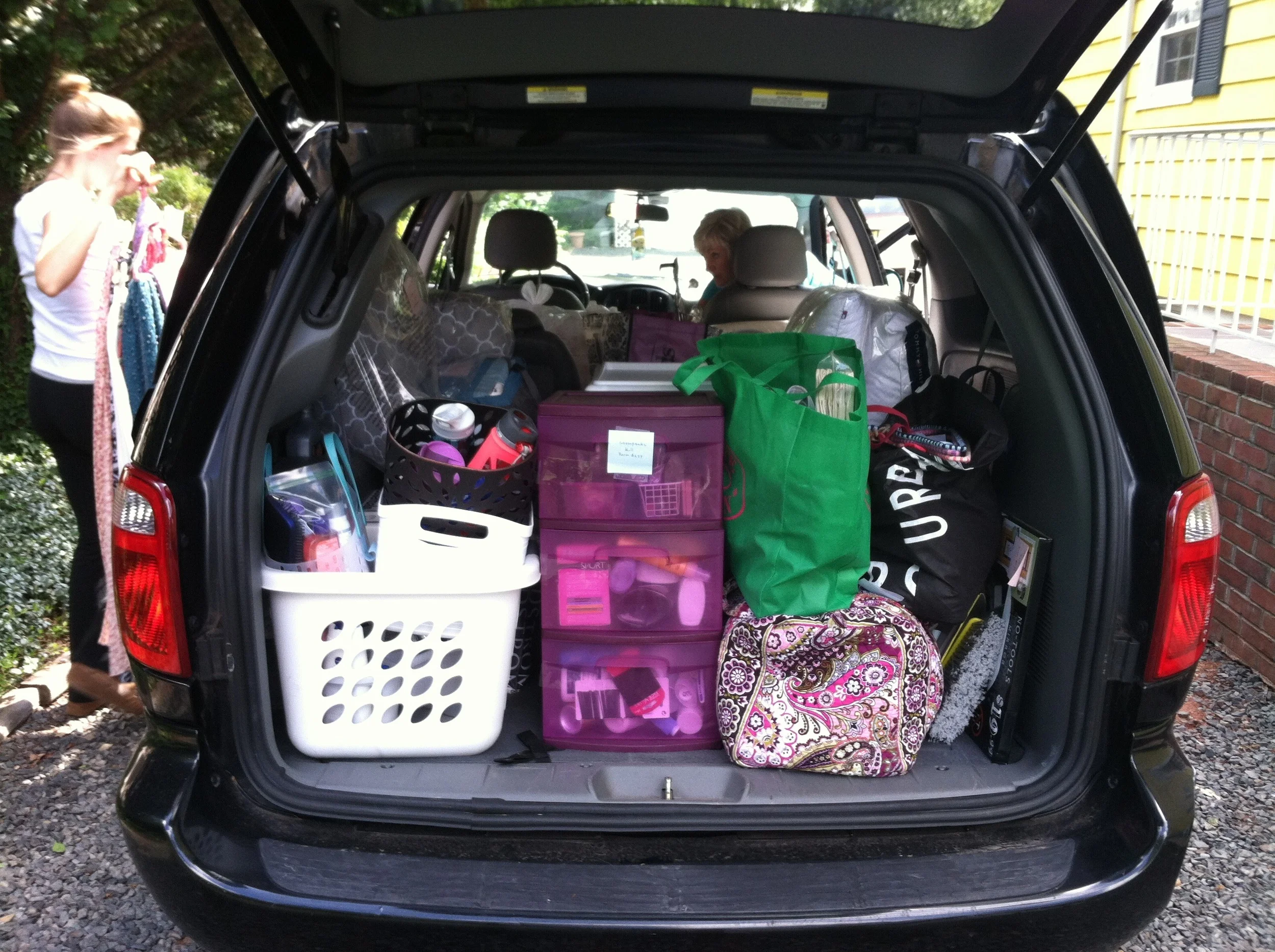 After 15 Years of soccer practices and traveling back and forth from college Linda Daly's Dodge Caravan was donated to "Vehicles for Charity" and Mane Stream received the proceeds. THANK YOU LINDA!!