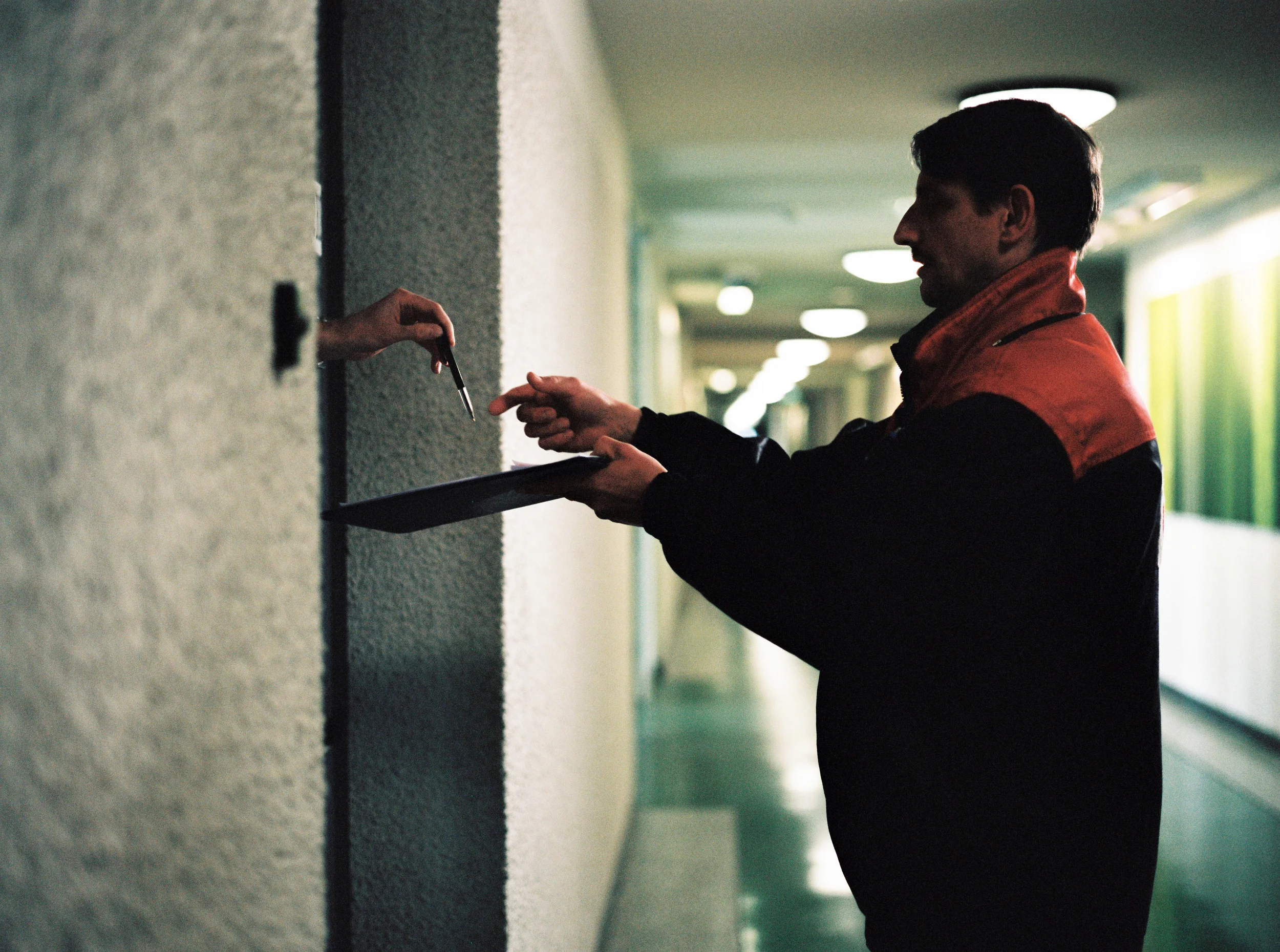 Track & Trace backstage filmshoot