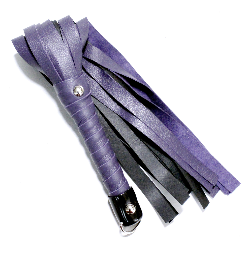 14 Deluxe Leather Flogger – FB Boutique