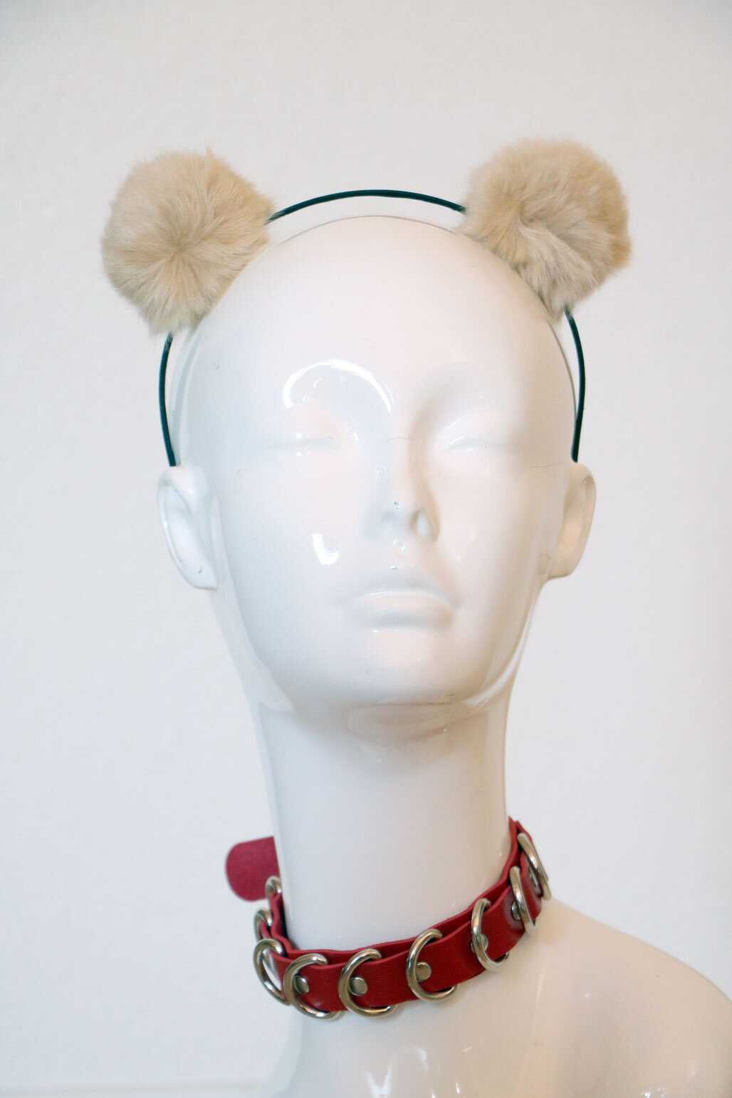 puff-ball-ears-d-ring-collar-3.jpg