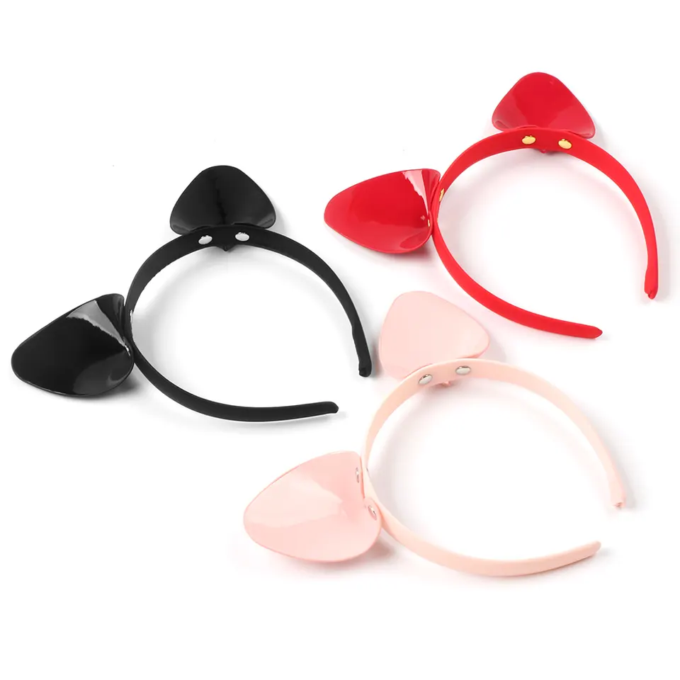 Shiny Leather Ears 3.png